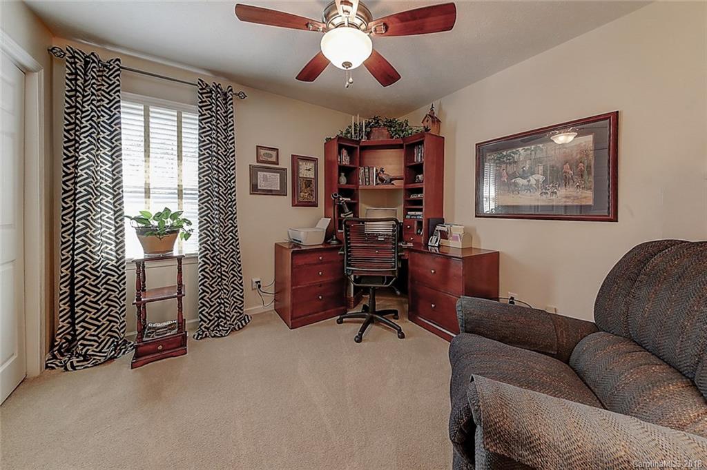 63 Underhill Road Hendersonville, NC 28792 - Photo 17 of 29 Gallery Image 17