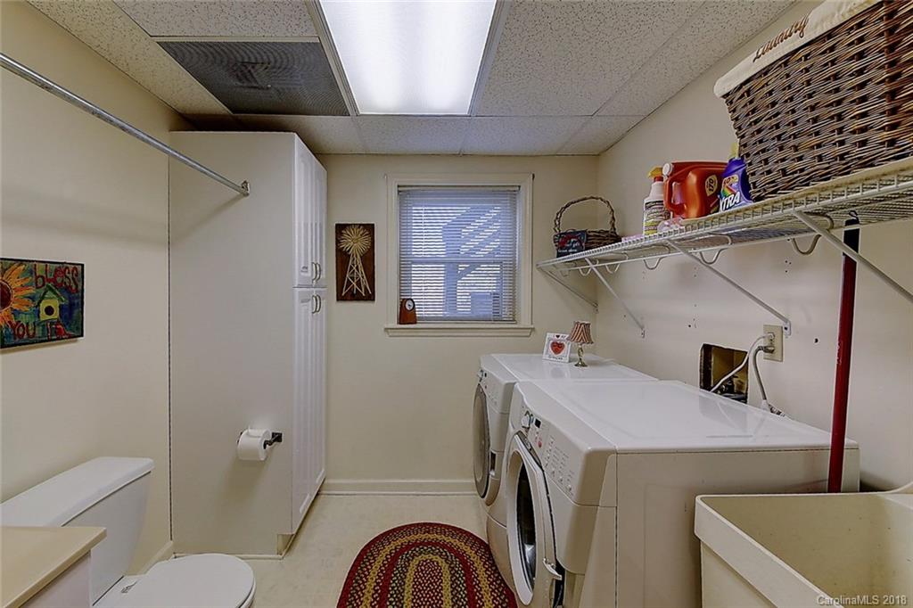 63 Underhill Road Hendersonville, NC 28792 - Photo 22 of 29 Gallery Image 22