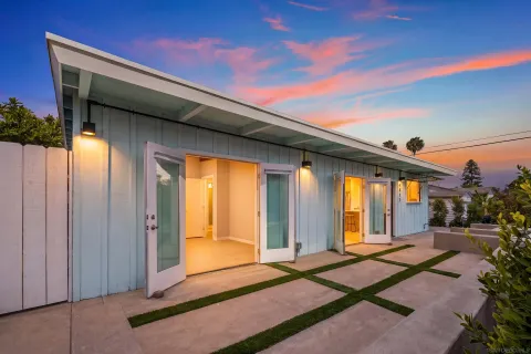 $2,395,000 | 4827 Bayard Street, San Diego, CA 92109