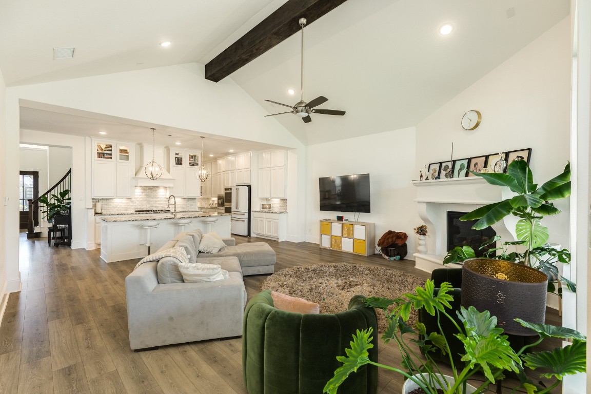 10102 Brush Way Rosharon, TX 77583 - Photo 50 of 50 This open floor plan is excellent for a large family, allowing the homeowner to enjoy the kitchen while remaining connected with family and friends.