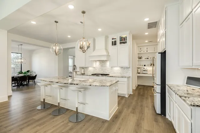 $555,000 | 10102 Brush Way, Rosharon, TX 77583