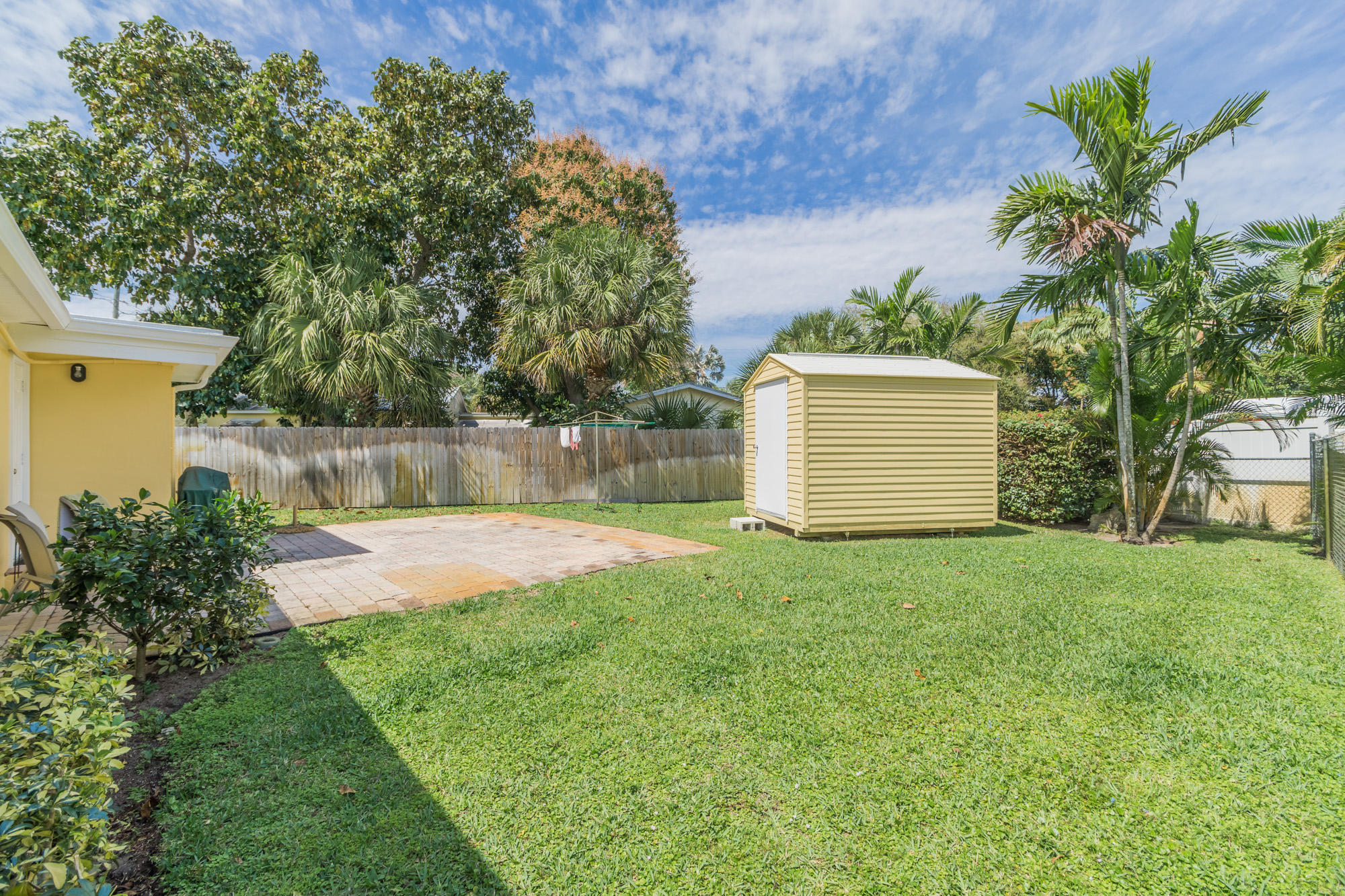 2655 Richard Road North Palm Beach, FL 33403 - Photo 18 of 26 2655_richard_road_MLS_HID1096259_ROOMbac