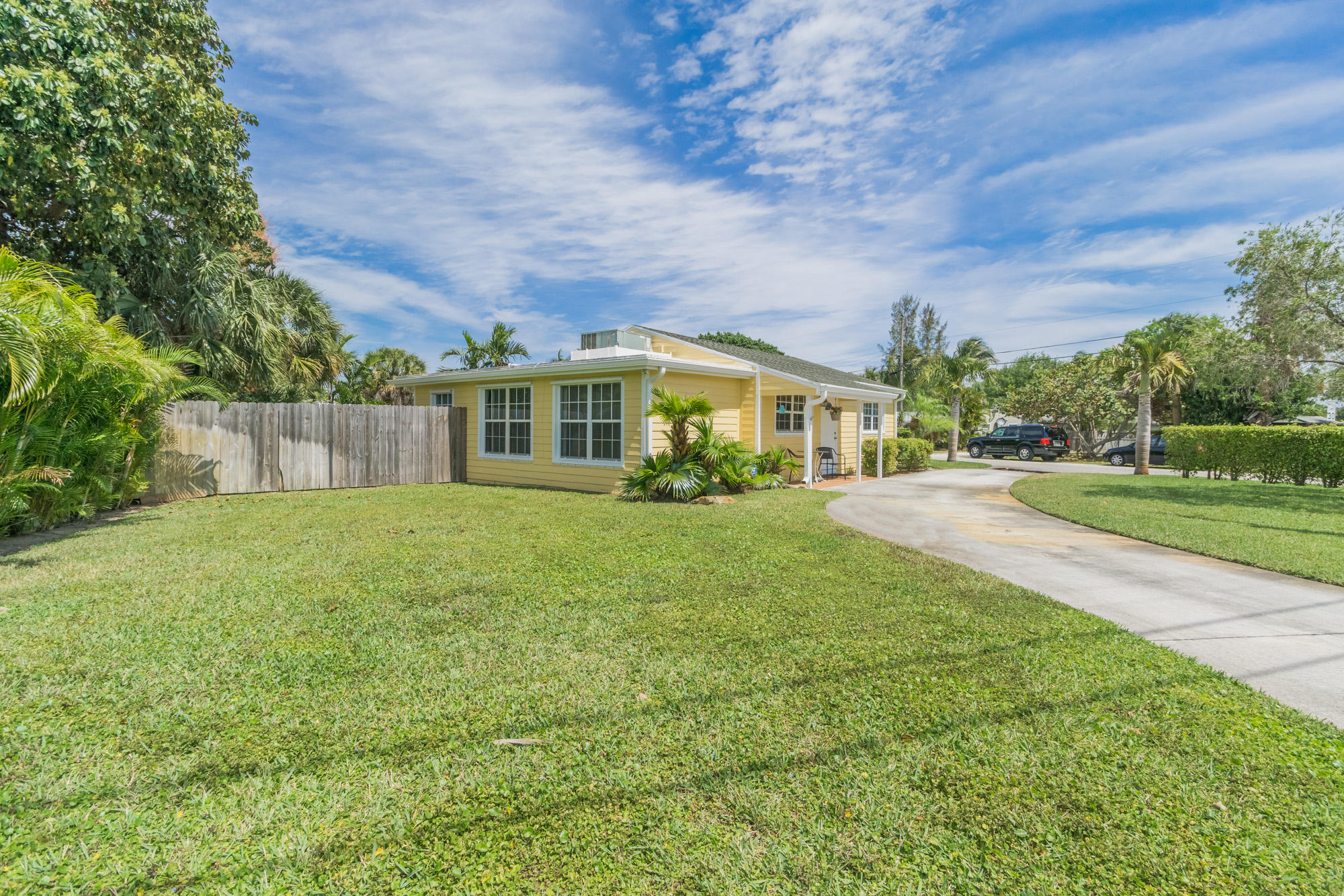 2655 Richard Road North Palm Beach, FL 33403 - Photo 24 of 26 2655_richard_road_MLS_HID1096259_ROOMsid