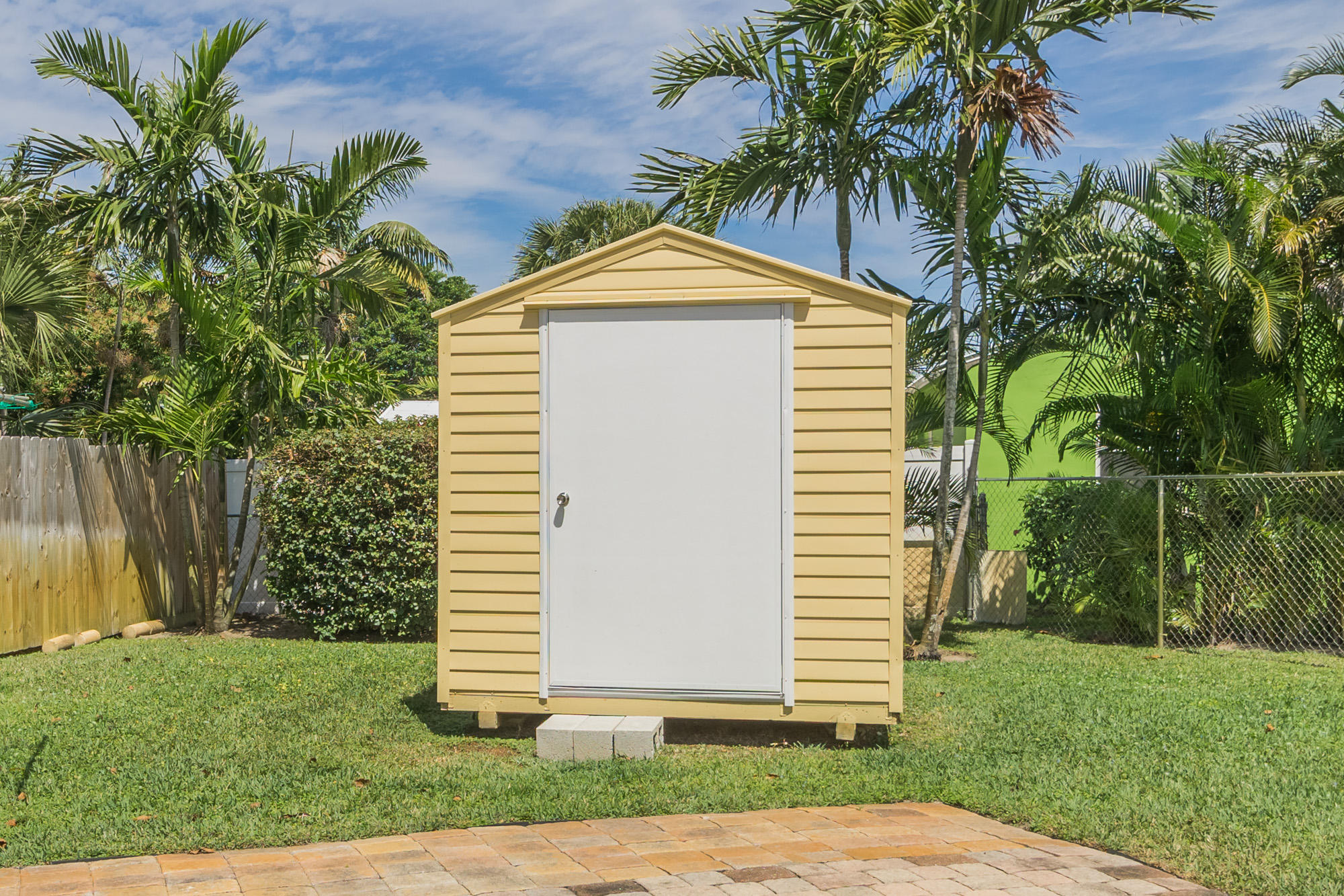 2655 Richard Road North Palm Beach, FL 33403 - Photo 9 of 26 2655_richard_road_MLS_HID1096259_ROOMshe