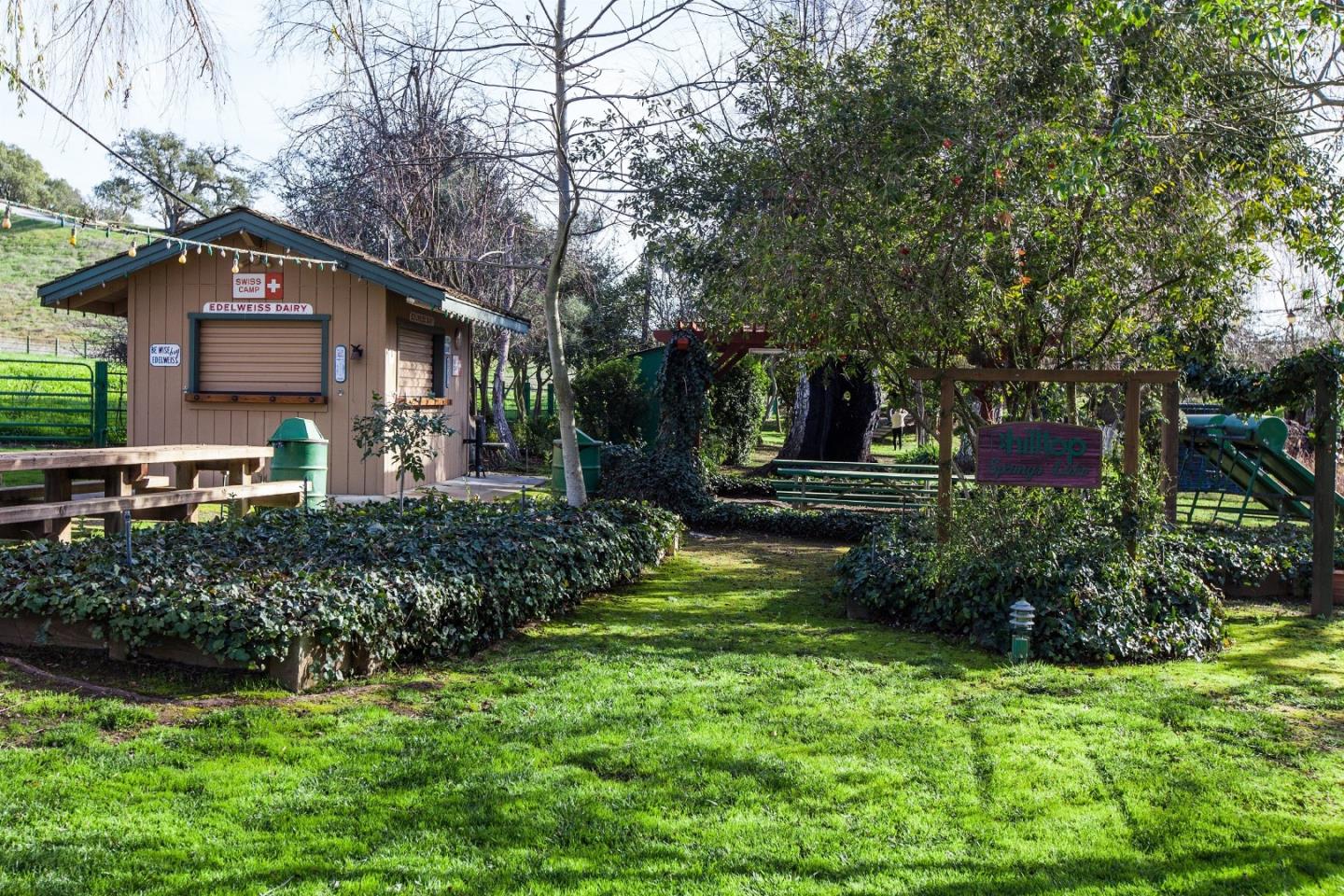 8730 Leavesley Road Gilroy, CA 95020 - Photo 6 of 10