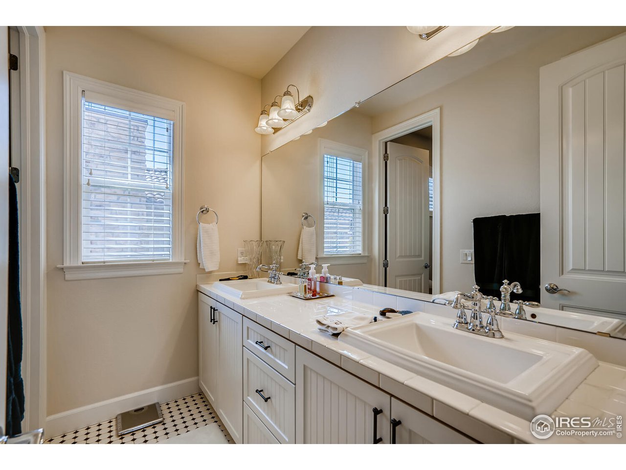 10410 Willowwisp Way Highlands Ranch, CO 80126 - Photo 23 of 37 Gallery Image 23