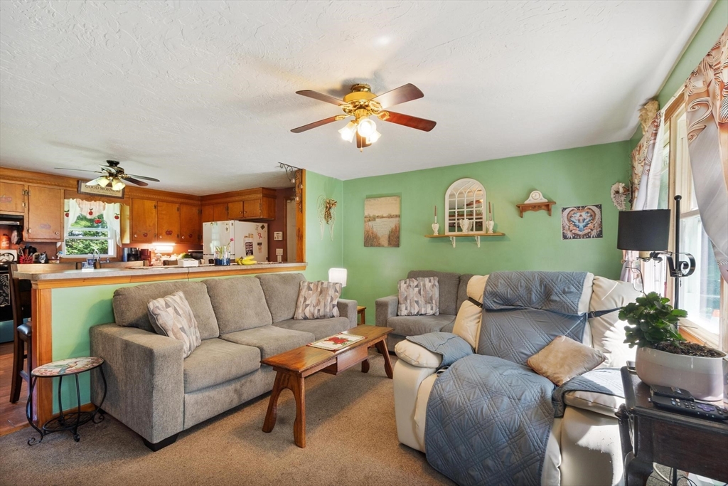 58 McIntyre Road Oxford, MA 01537 - Photo 11 of 14 Gallery Image 11