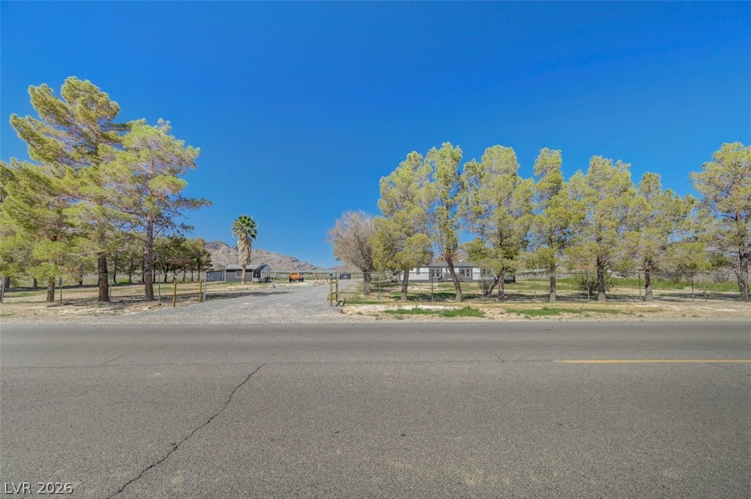 1850 West Simkins Road Pahrump, NV 89060 - Photo 4 of 82