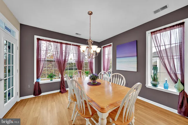 $2,300 | 60 Kyle Way, Ewing, NJ 08628