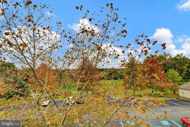 $2,300 | 60 Kyle Way, Ewing, NJ 08628