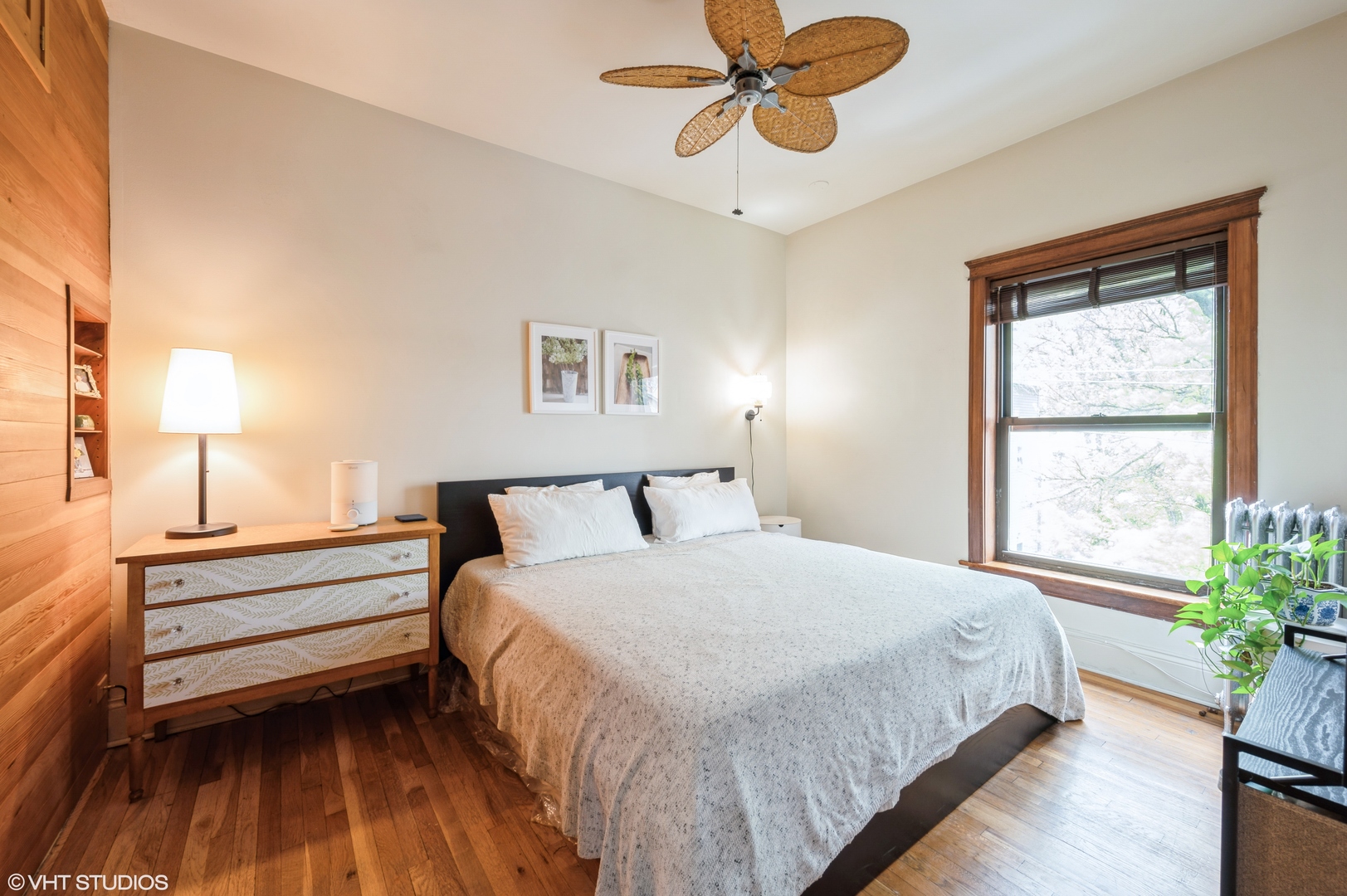 724 West Sheridan Road, Unit 3N Chicago, IL 60613 - Photo 15 of 24 Gallery Image 15