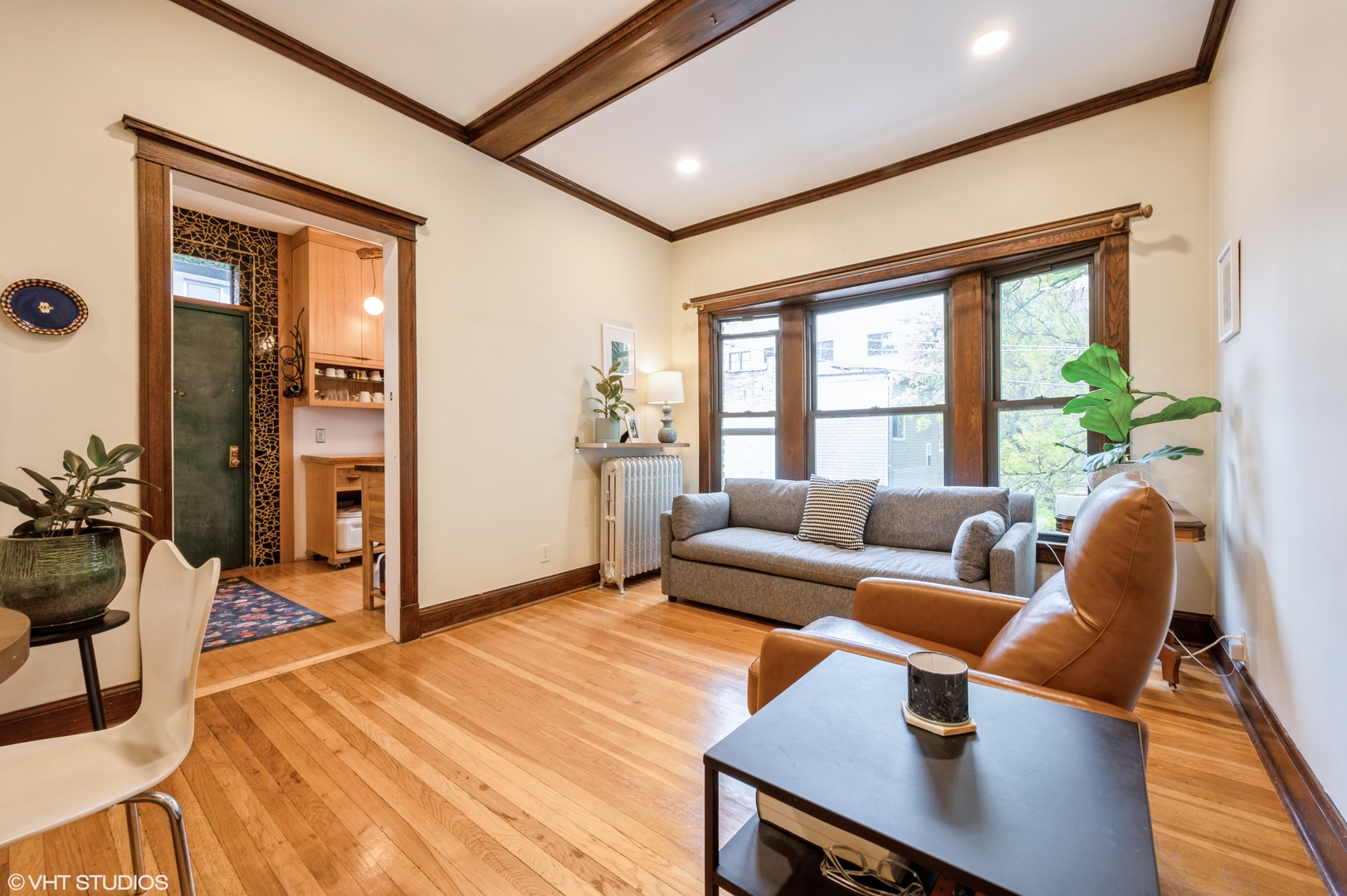 724 West Sheridan Road, Unit 3N Chicago, IL 60613 - Photo 9 of 24 Gallery Image 9