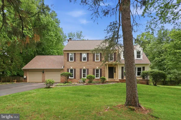 $1,190,000 | 11913 Holly Spring Drive, Great Falls, VA 22066