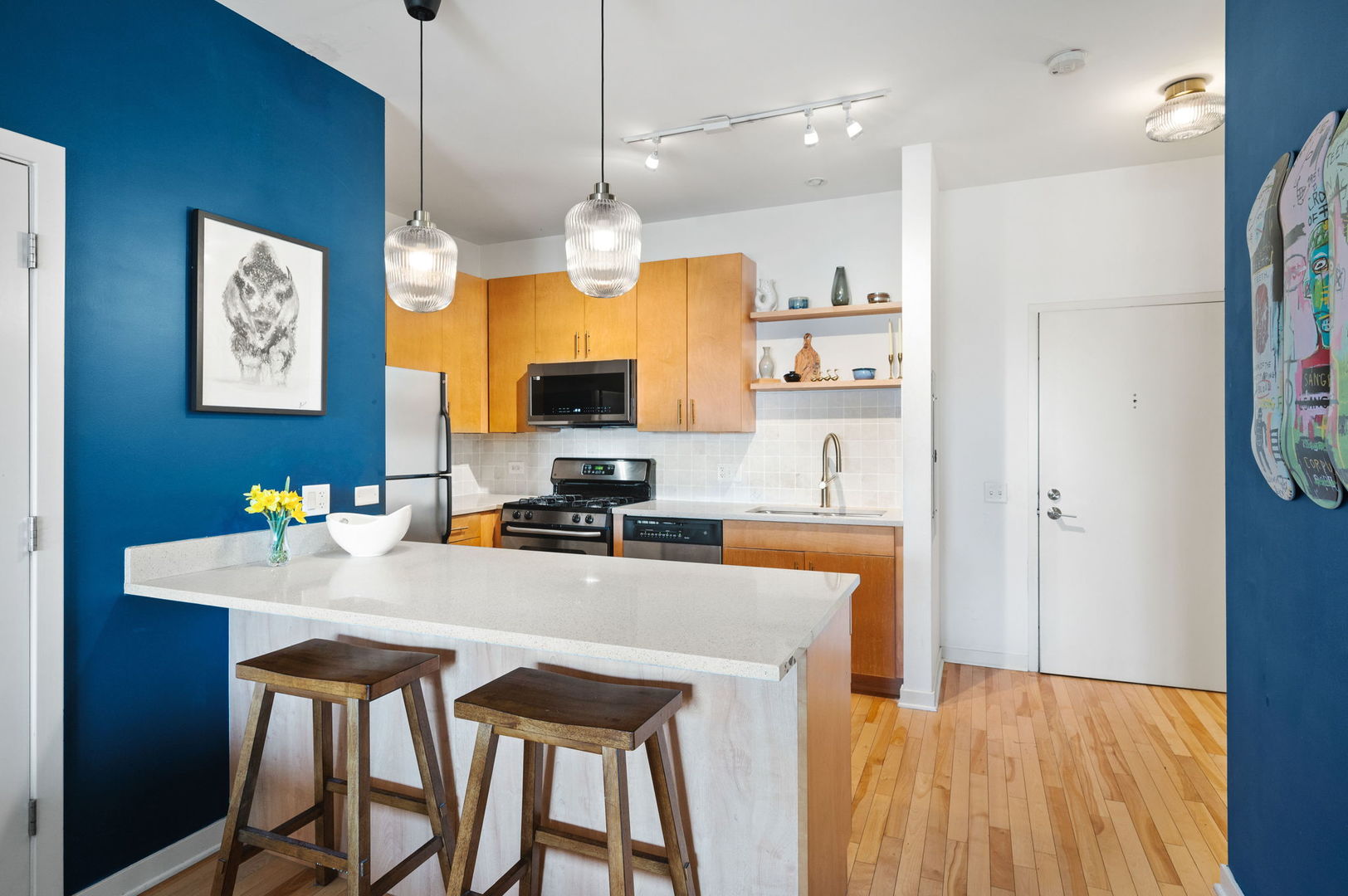 1155 West Roosevelt Road, Unit 406 Chicago, IL 60608 - Photo 6 of 18