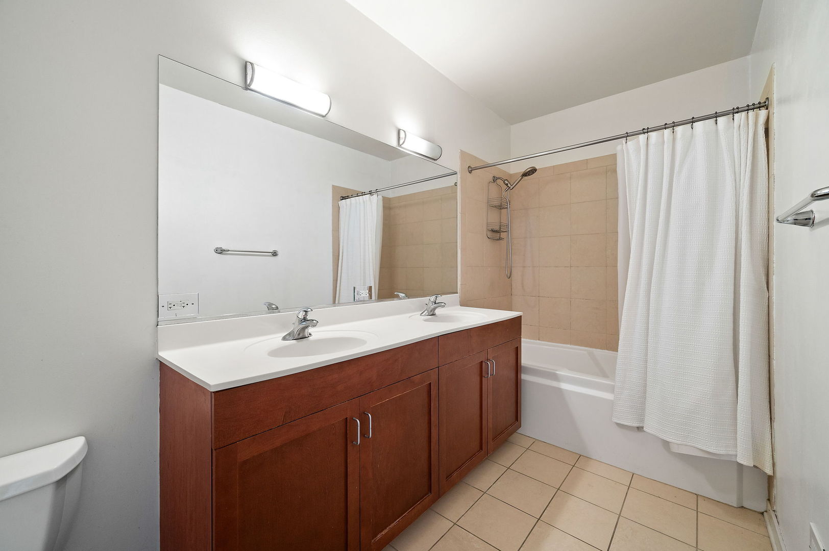 1155 West Roosevelt Road, Unit 406 Chicago, IL 60608 - Photo 10 of 18