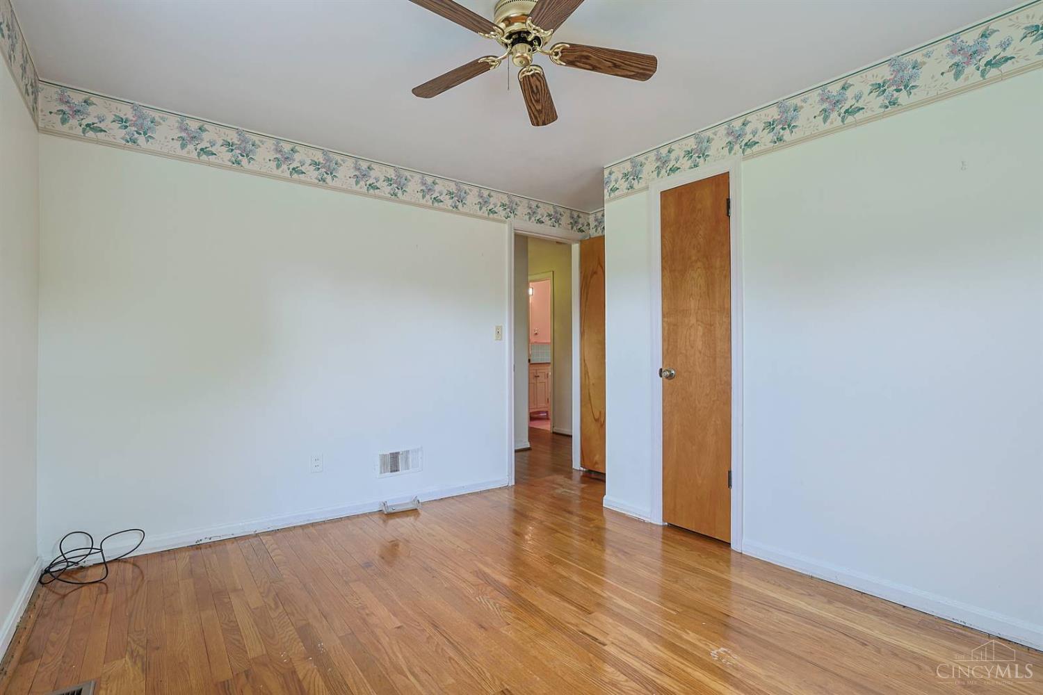 5256 Rybolt Road Cincinnati, OH 45248 - Photo 15 of 30 Gallery Image 15