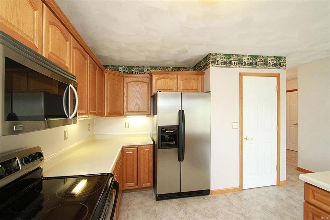 1244 Fox Ridge Court Shiloh, IL 62221 - Photo 17 of 68 Gallery Image 17
