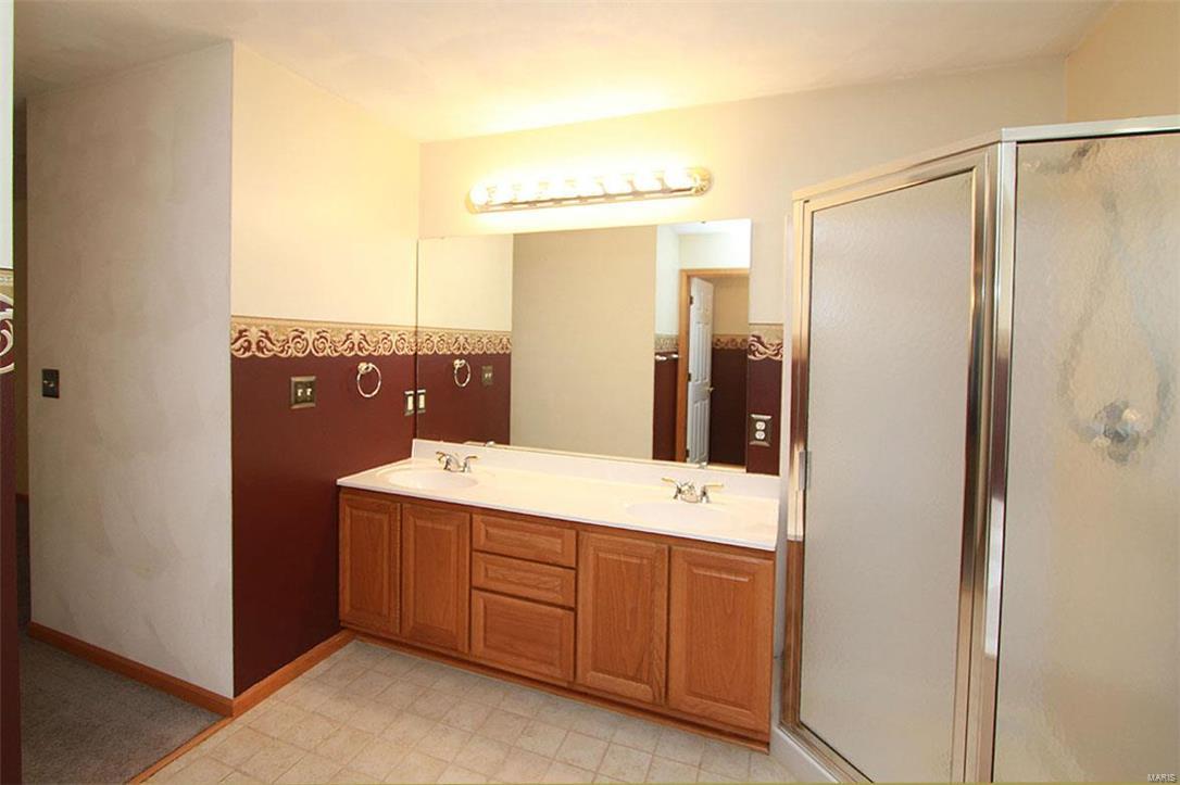 1244 Fox Ridge Court Shiloh, IL 62221 - Photo 28 of 68 Gallery Image 28