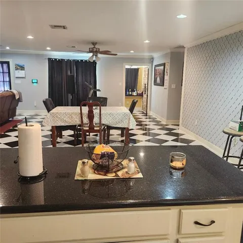 $234,900 | 3609 Ventura Drive, Chalmette, LA 70043