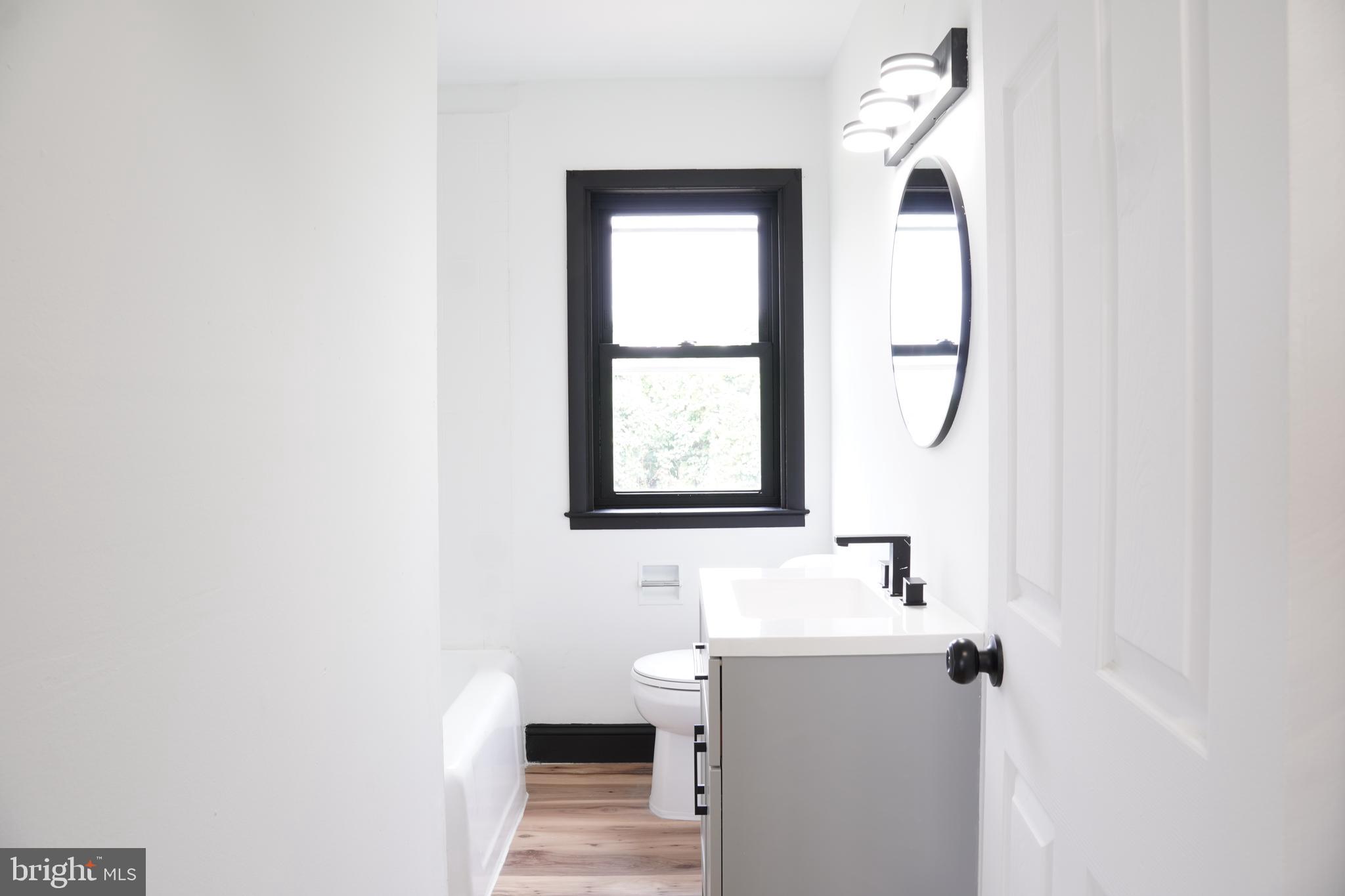 1421 Fayette Avenue Reading, PA 19607 - Photo 12 of 20 Bathroom