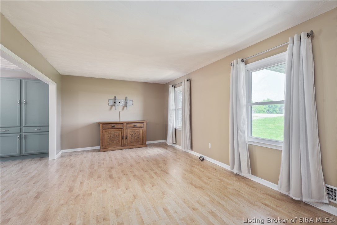7595 High Ridge Lane Northeast Lanesville, IN 47136 - Photo 7 of 47