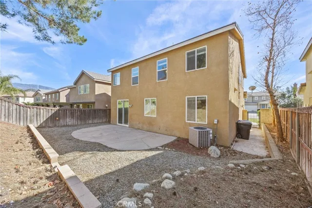 $3,850 | 3952 Obsidian Road, San Bernardino, CA 92407