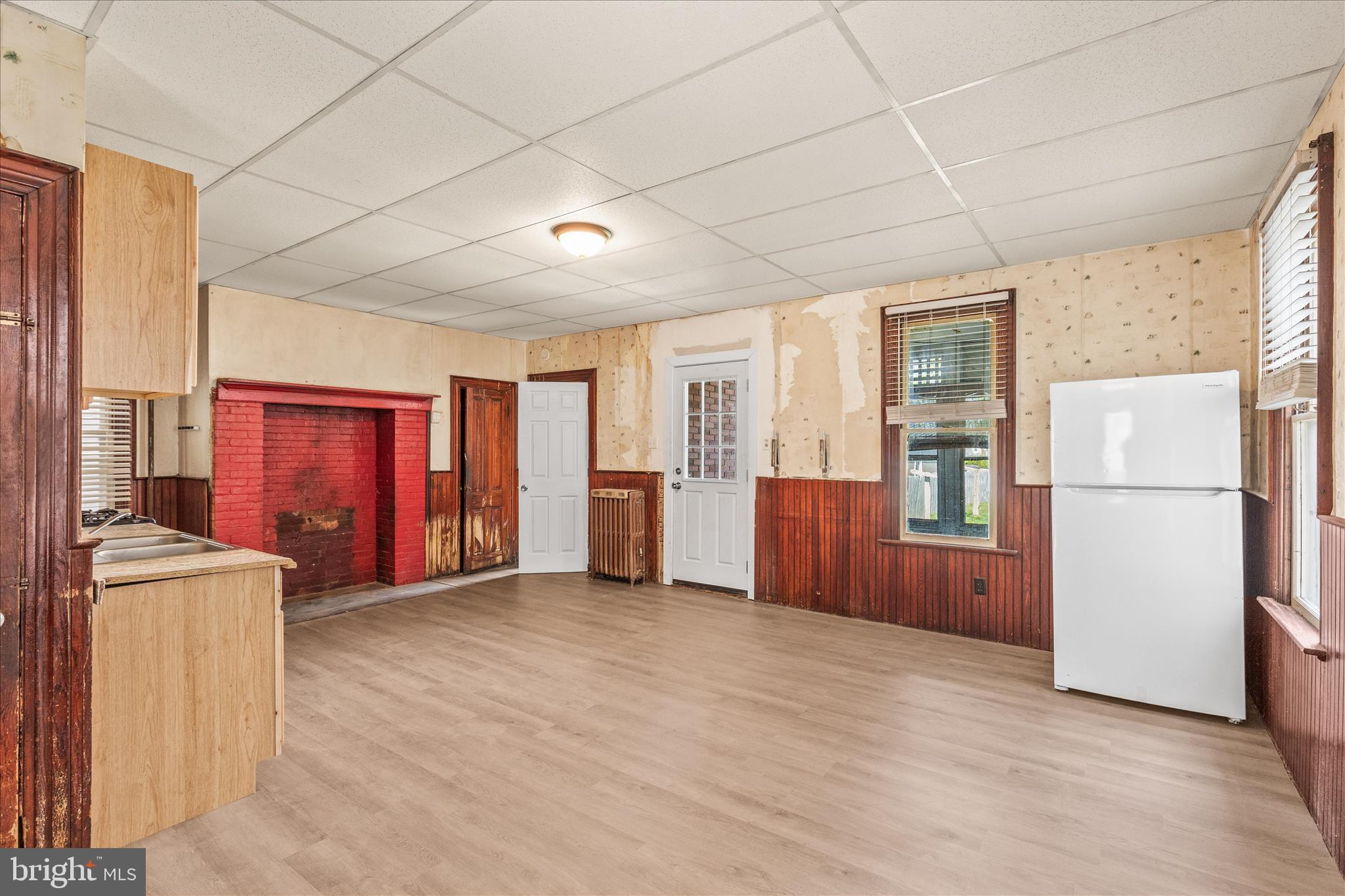 220 Locust Street Hanover, PA 17331 - Photo 13 of 42 Kitchen