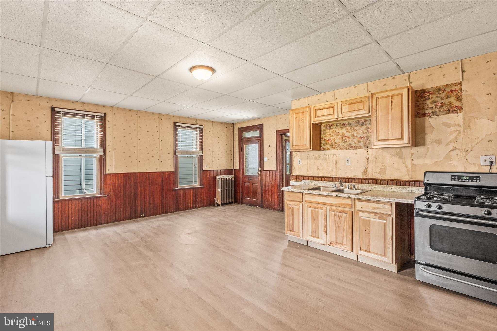 220 Locust Street Hanover, PA 17331 - Photo 16 of 42 Kitchen