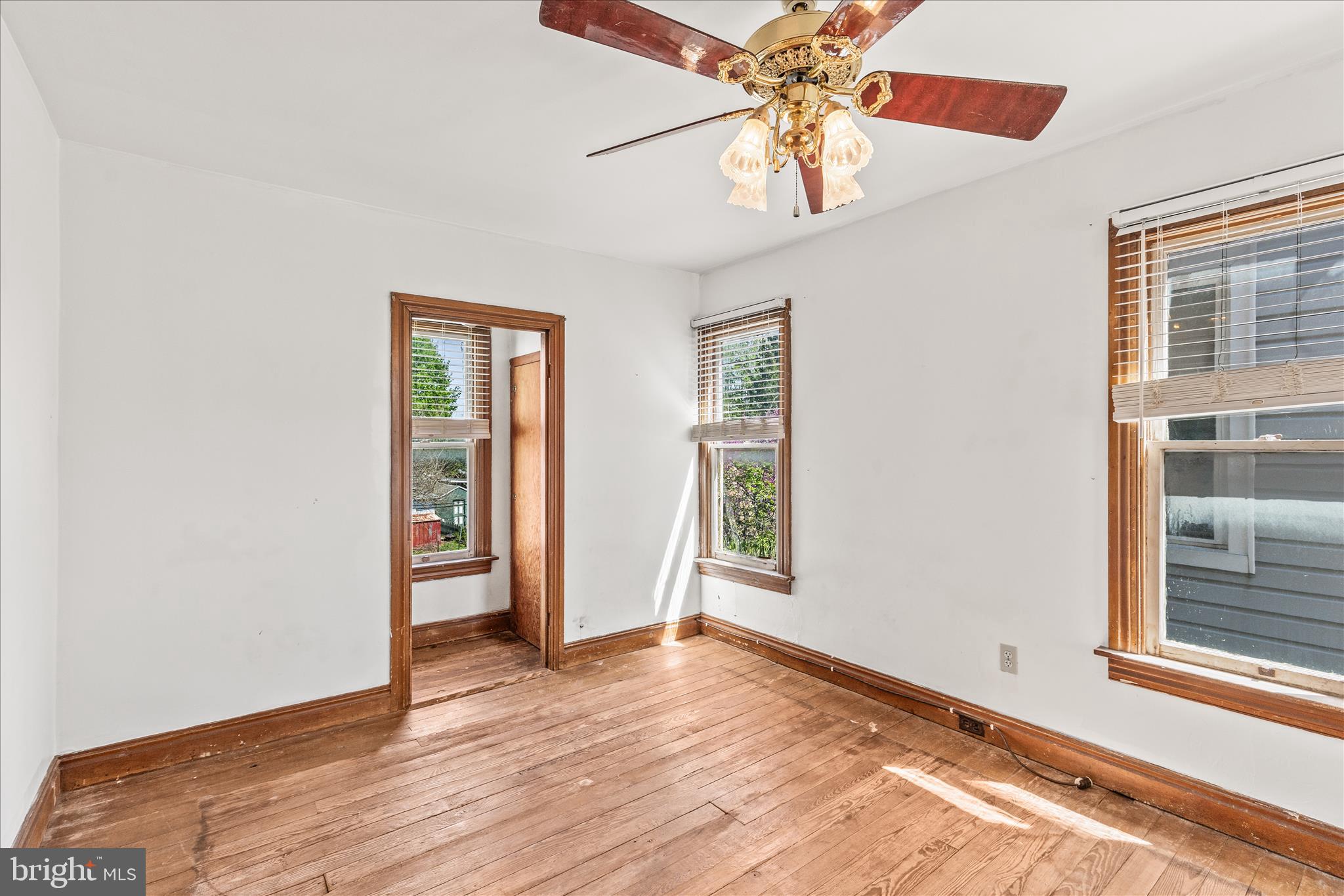 220 Locust Street Hanover, PA 17331 - Photo 22 of 42 Bedroom #3