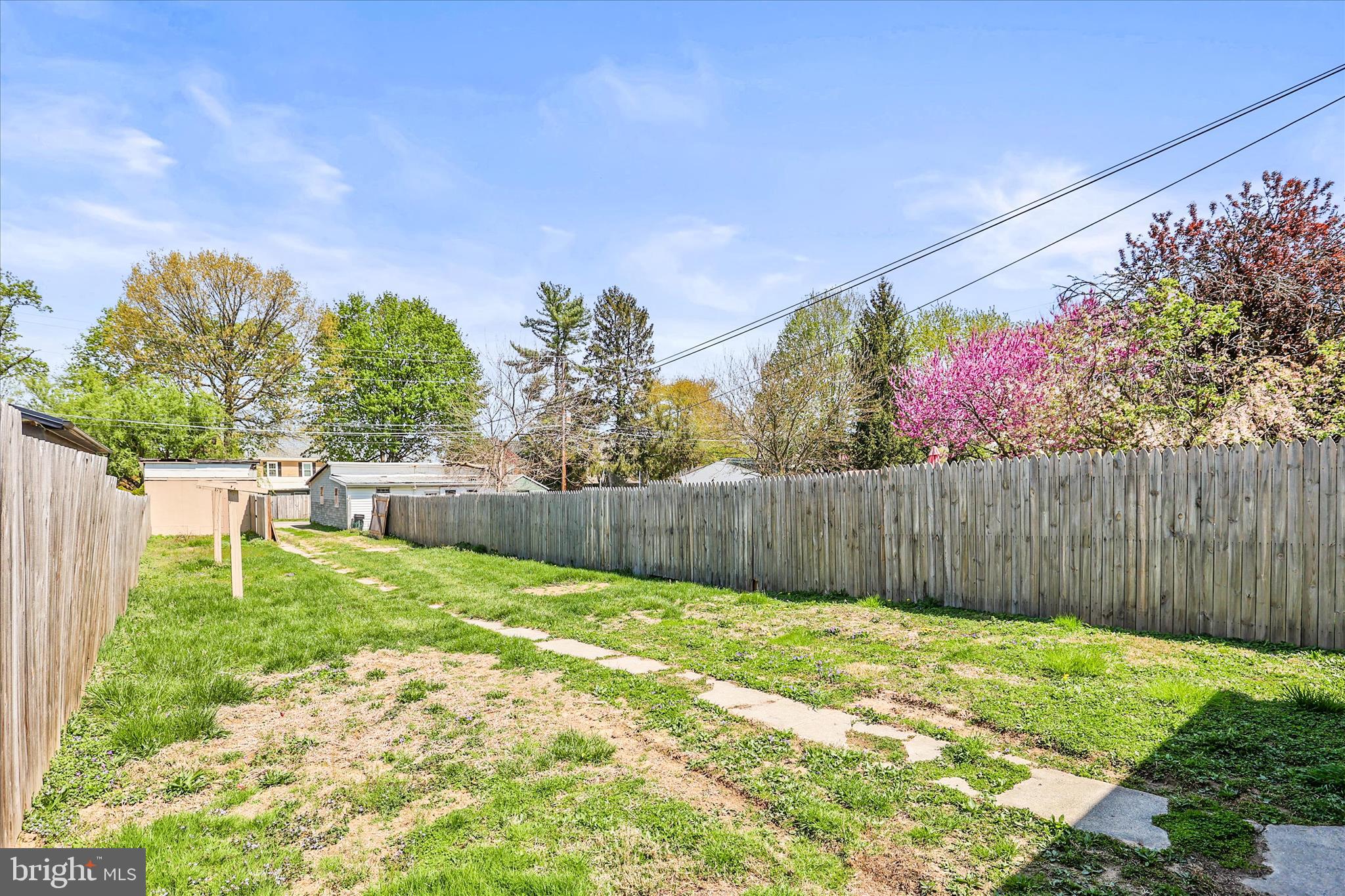 220 Locust Street Hanover, PA 17331 - Photo 31 of 42 Back yard