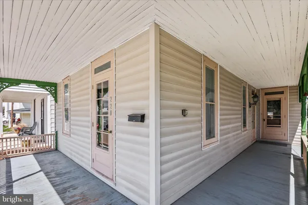 $159,900 | 220 Locust Street, Hanover, PA 17331