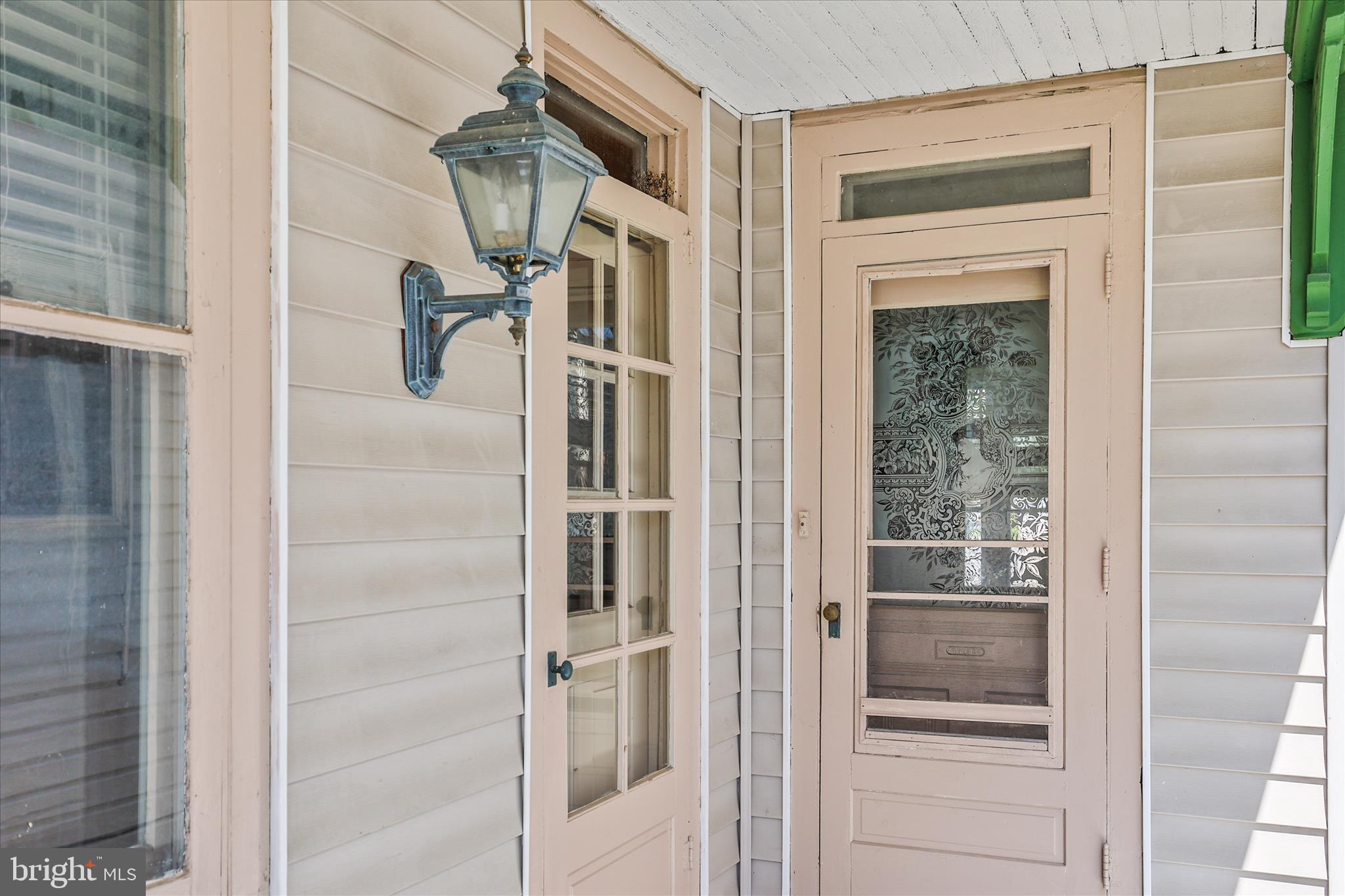 220 Locust Street Hanover, PA 17331 - Photo 5 of 42 Side Doors