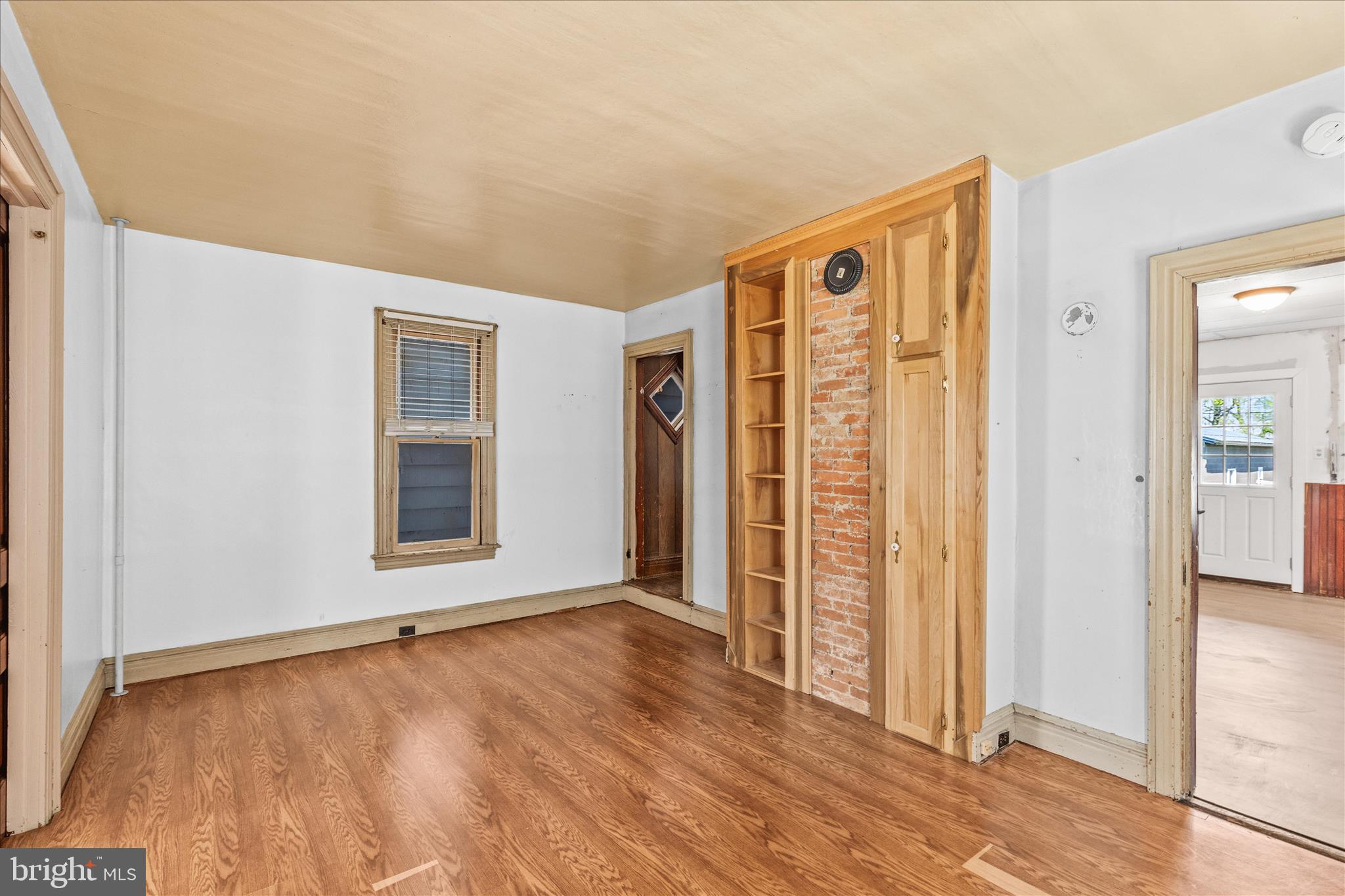 220 Locust Street Hanover, PA 17331 - Photo 10 of 42 Dining Room / Bonus Room