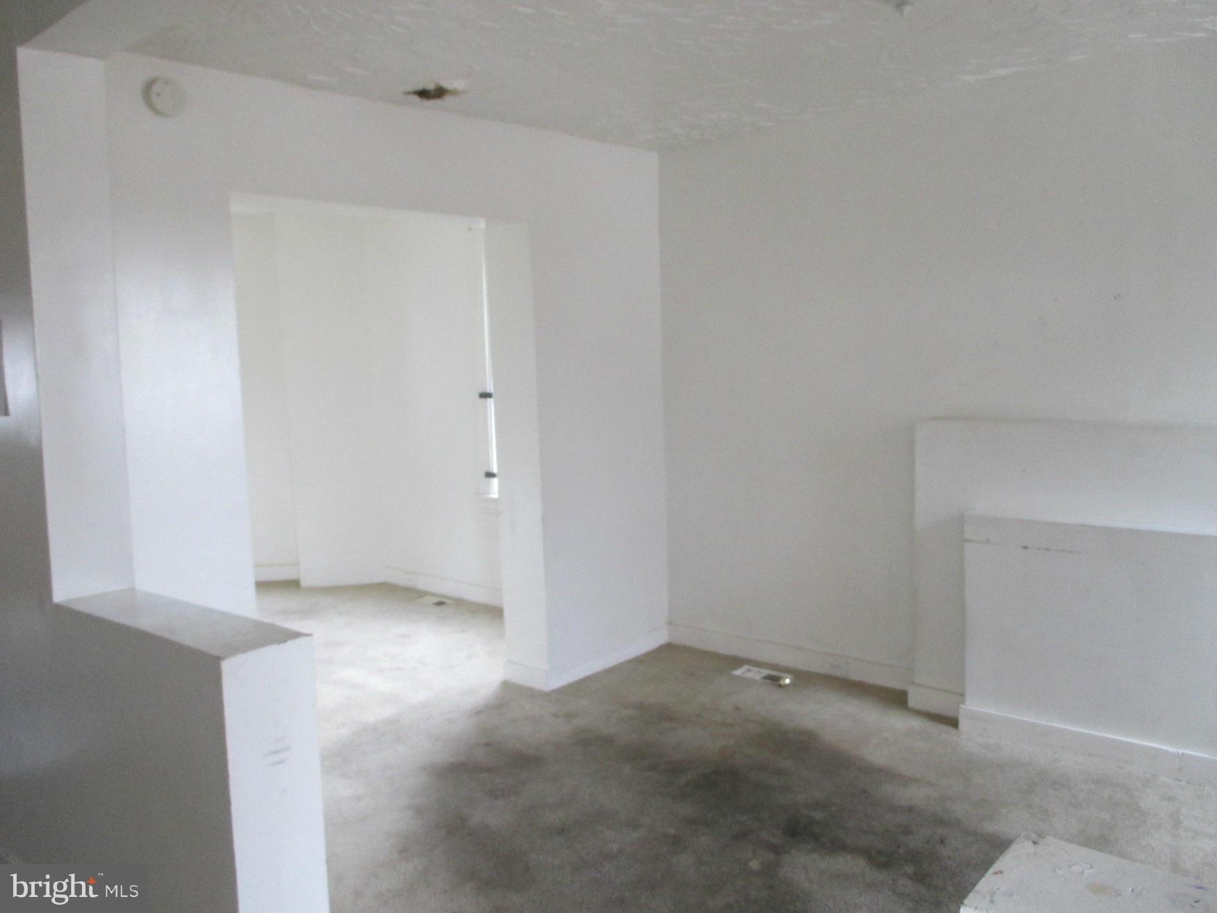 2201 Belair Road Baltimore, MD 21213 - Photo 3 of 10 Living Room