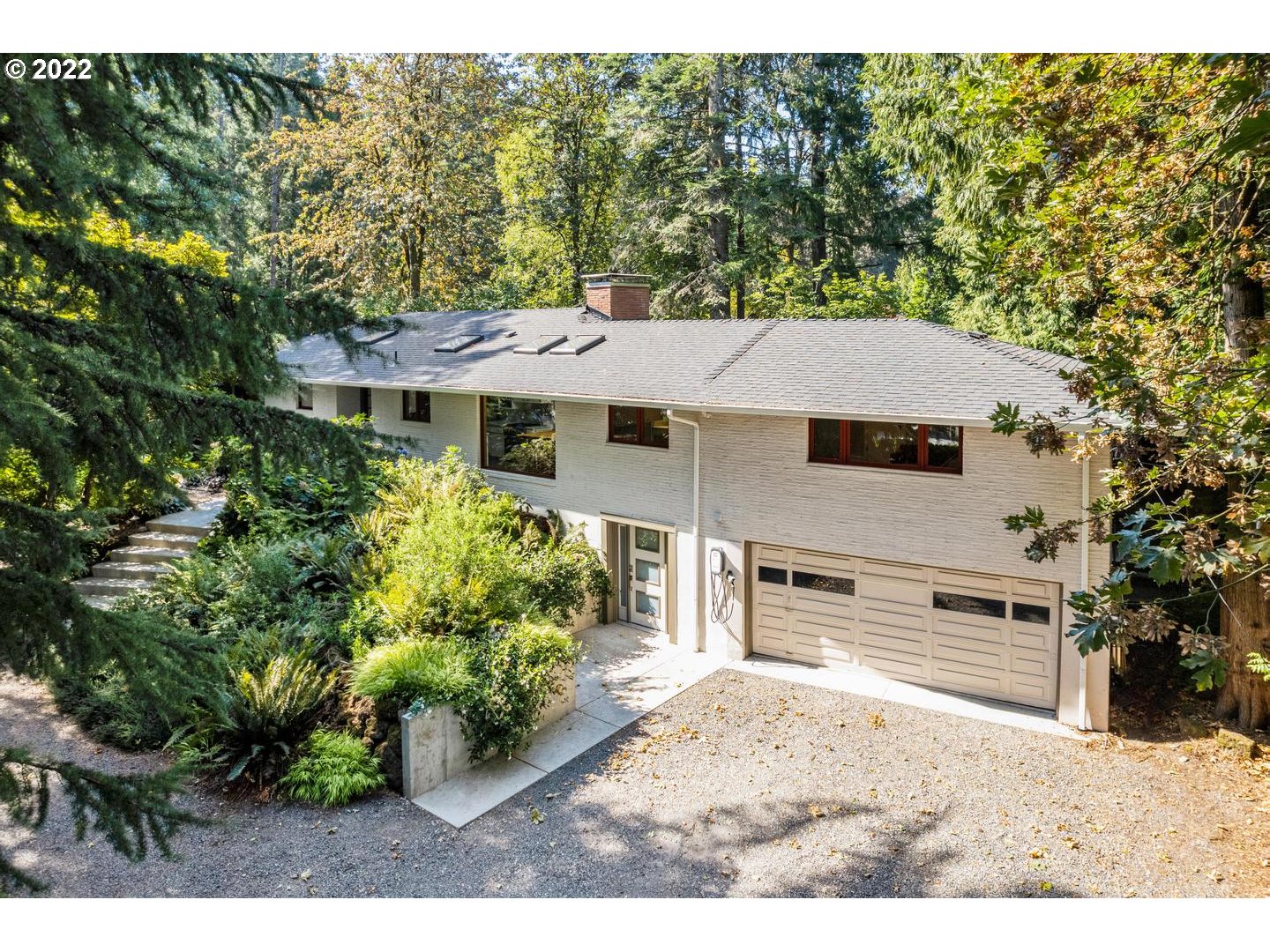 602 South Palatine Hill Road Portland, OR 97219 - Photo 1 of 30 Gallery Image 1