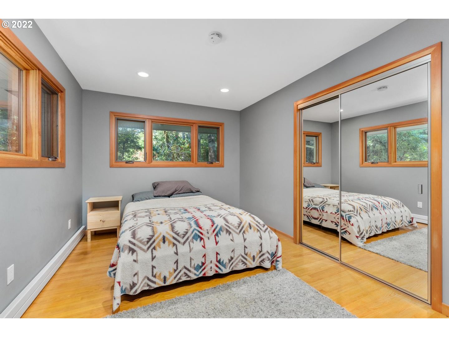 602 South Palatine Hill Road Portland, OR 97219 - Photo 15 of 30 Bedroom