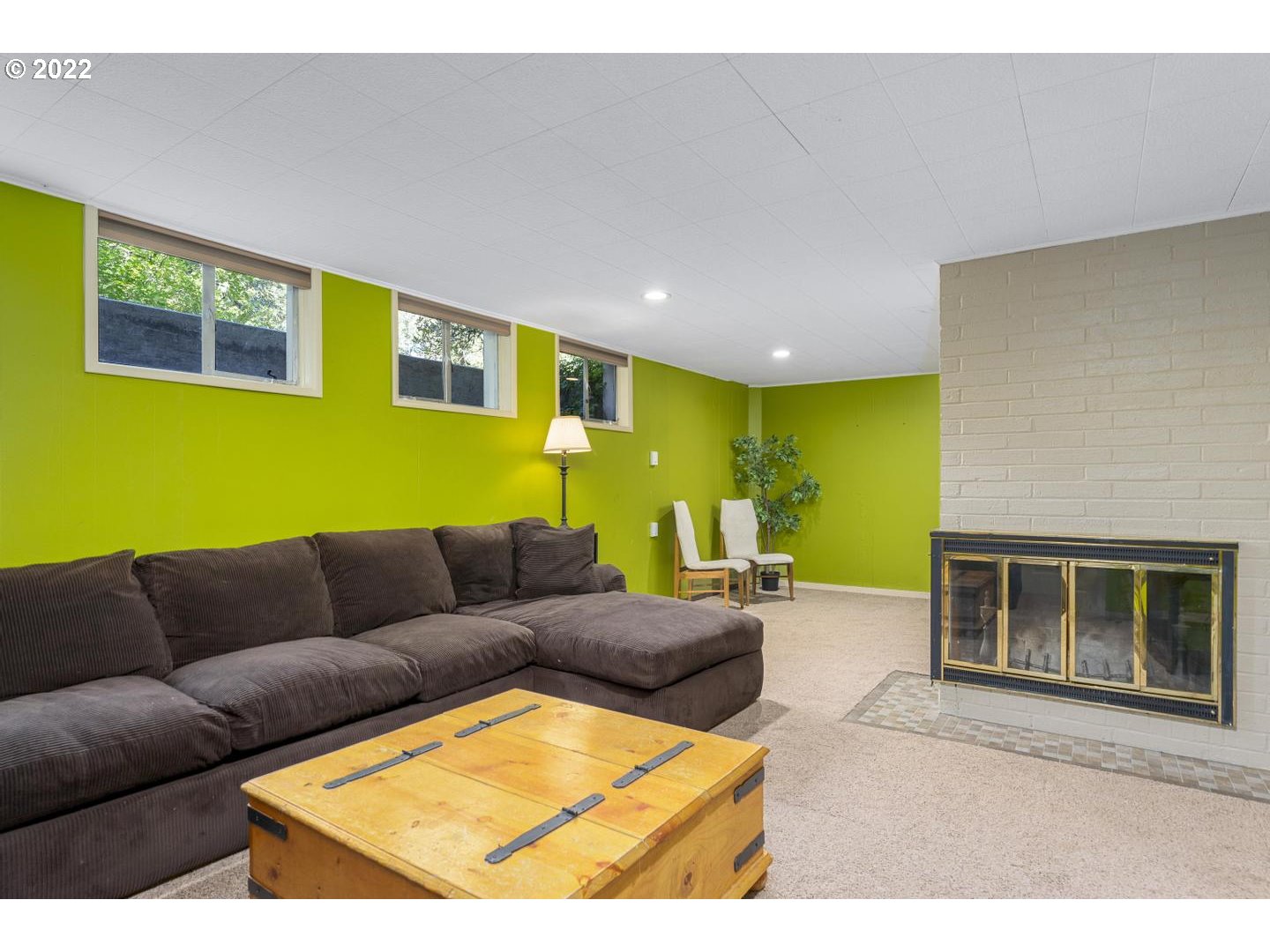 602 South Palatine Hill Road Portland, OR 97219 - Photo 20 of 30 Family Room