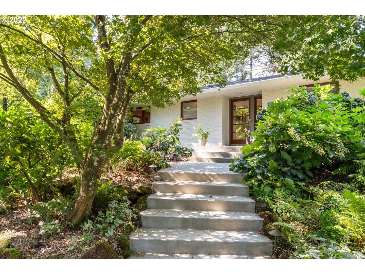602 South Palatine Hill Road Portland, OR 97219 - Photo 2 of 30 Gallery Image 2