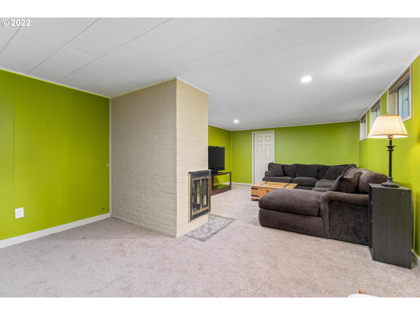 602 South Palatine Hill Road Portland, OR 97219 - Photo 21 of 30 Family Room