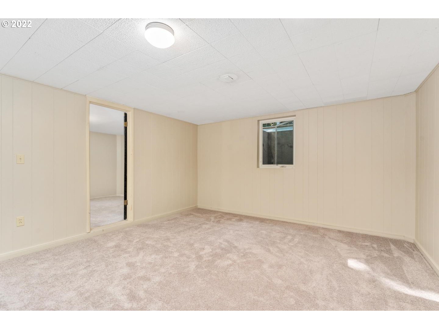602 South Palatine Hill Road Portland, OR 97219 - Photo 23 of 30 Bedroom