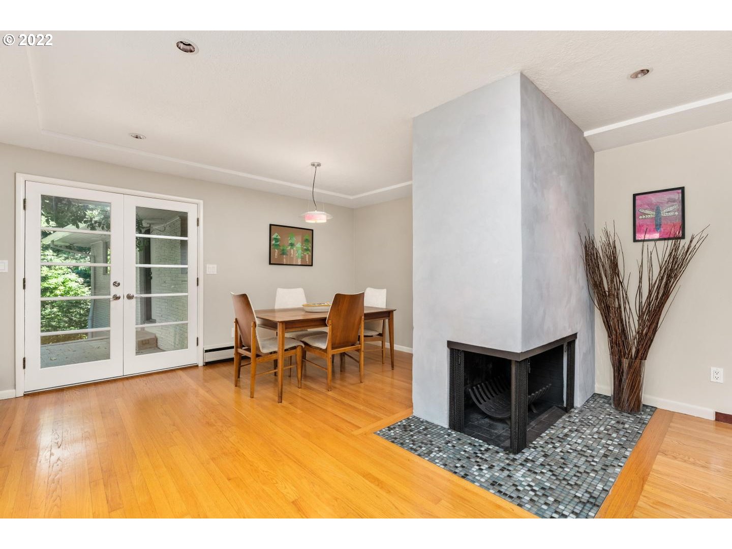 602 South Palatine Hill Road Portland, OR 97219 - Photo 6 of 30 Dining Room