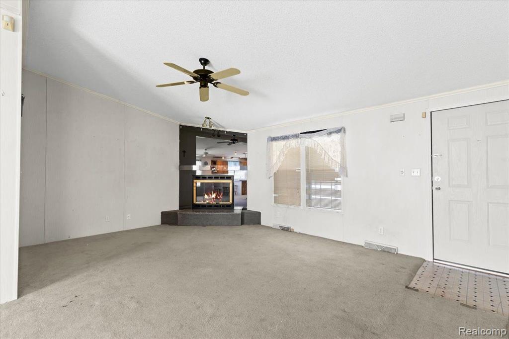58036 Colchester Road Washington, MI 48094 - Photo 11 of 30 Gallery Image 11