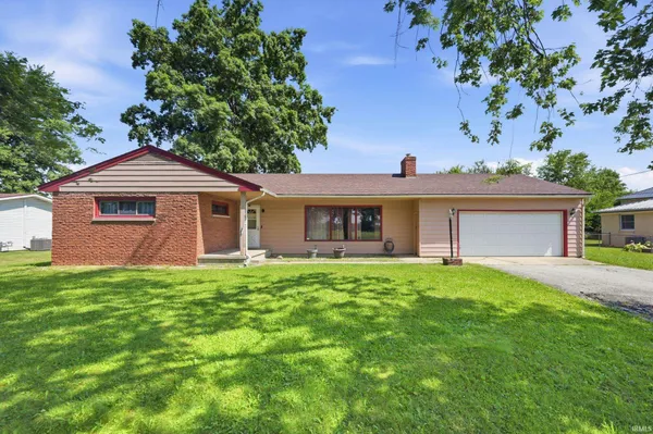 $169,900 | 1700 West Water Street, Hartford City, IN 47348