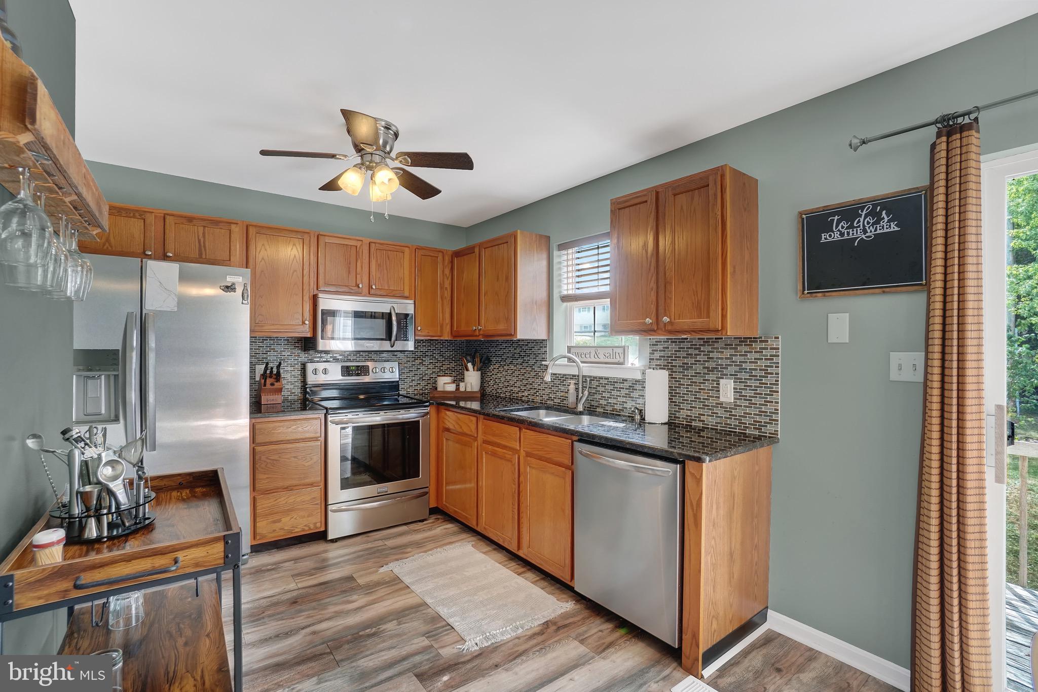68 Mall Road Etters, PA 17319 - Photo 6 of 29 Gallery Image 6