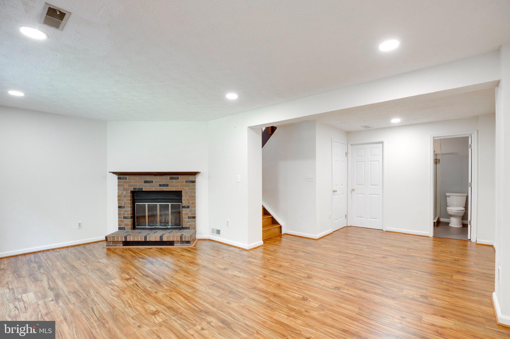 1604 Barnstead Drive Reston, VA 20194 - Photo 29 of 36 Gallery Image 29