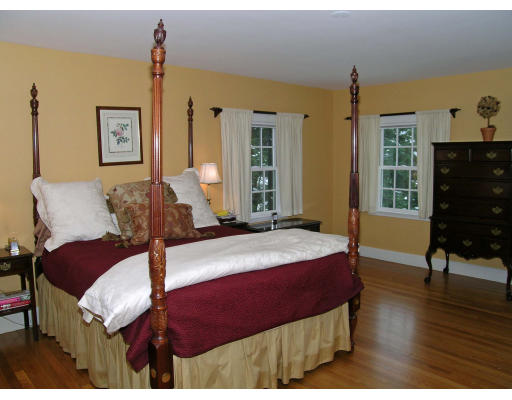 58 Rutledge Road Belmont, MA 02478 - Photo 4 of 10