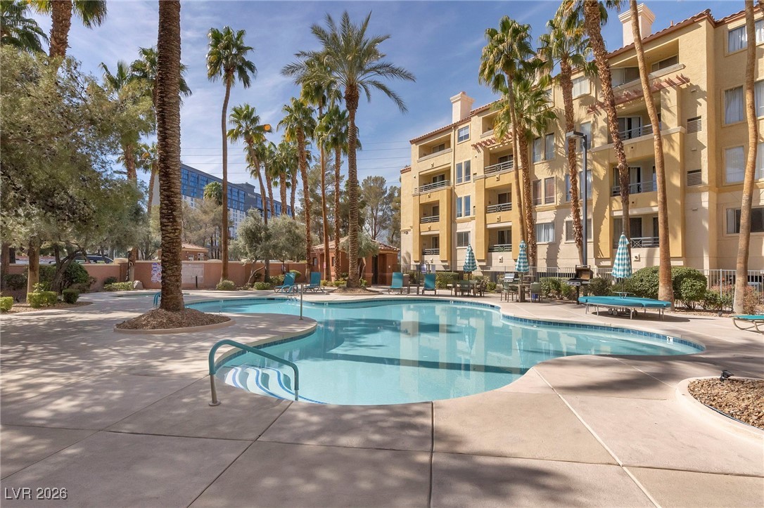 230 East Flamingo Road, Unit 310 Las Vegas, NV 89169 - Photo 18 of 27 MAIN POOL AREA