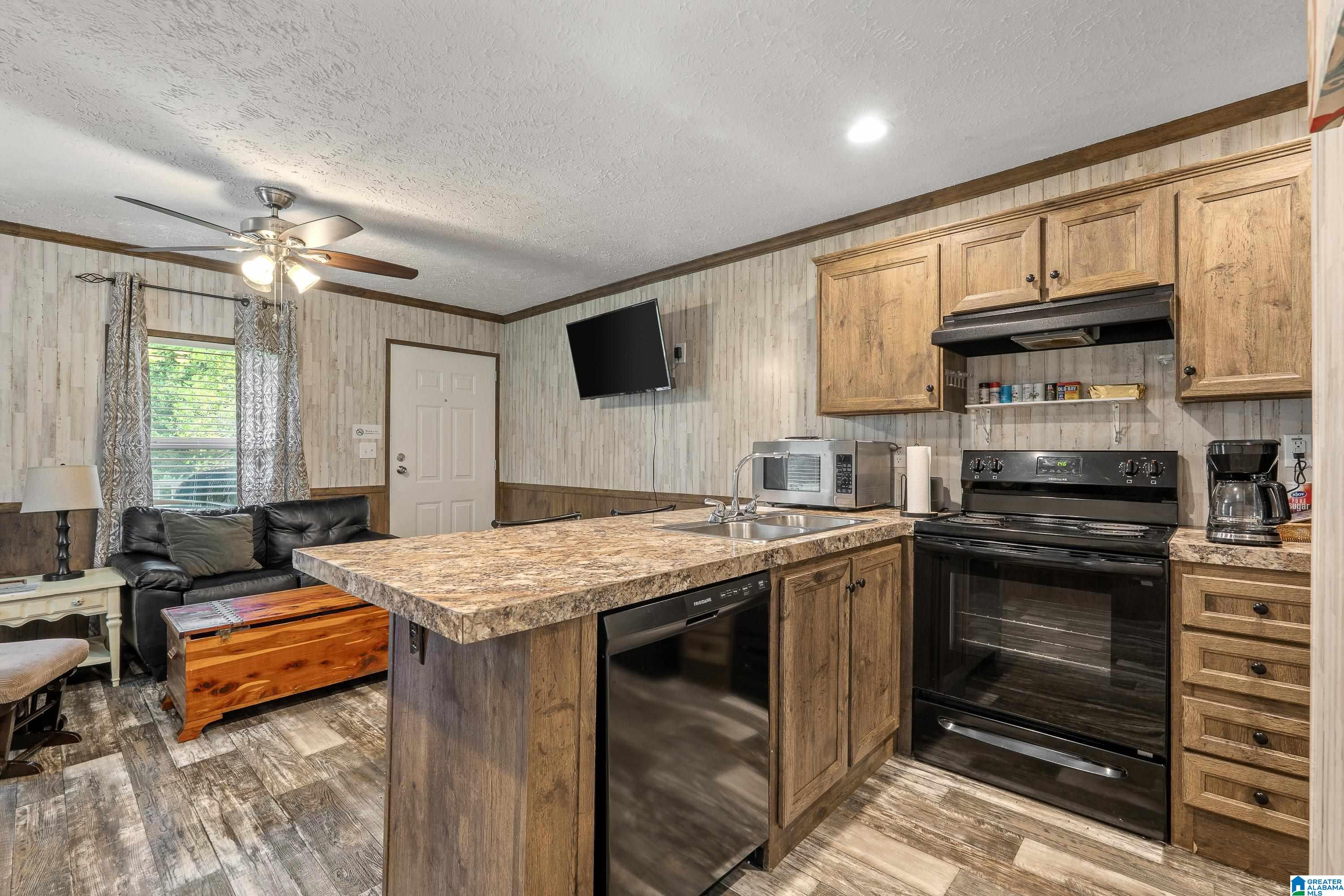 5710 Eastern Valley Road McCalla, AL 35111 - Photo 14 of 48