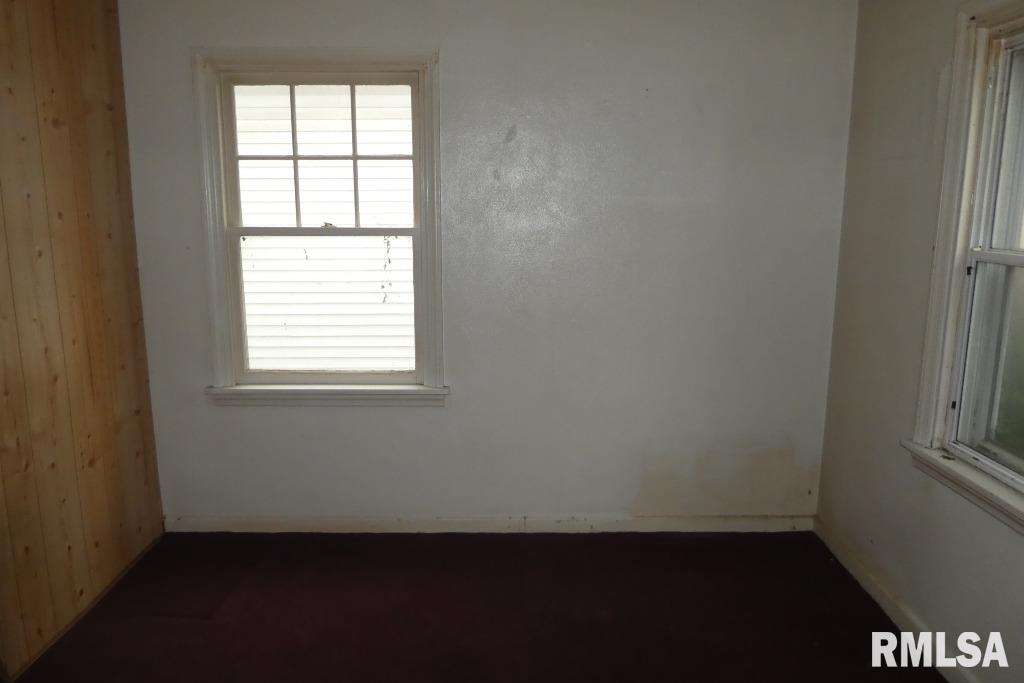 2215 South 12th Street Springfield, IL 62703 - Photo 11 of 15