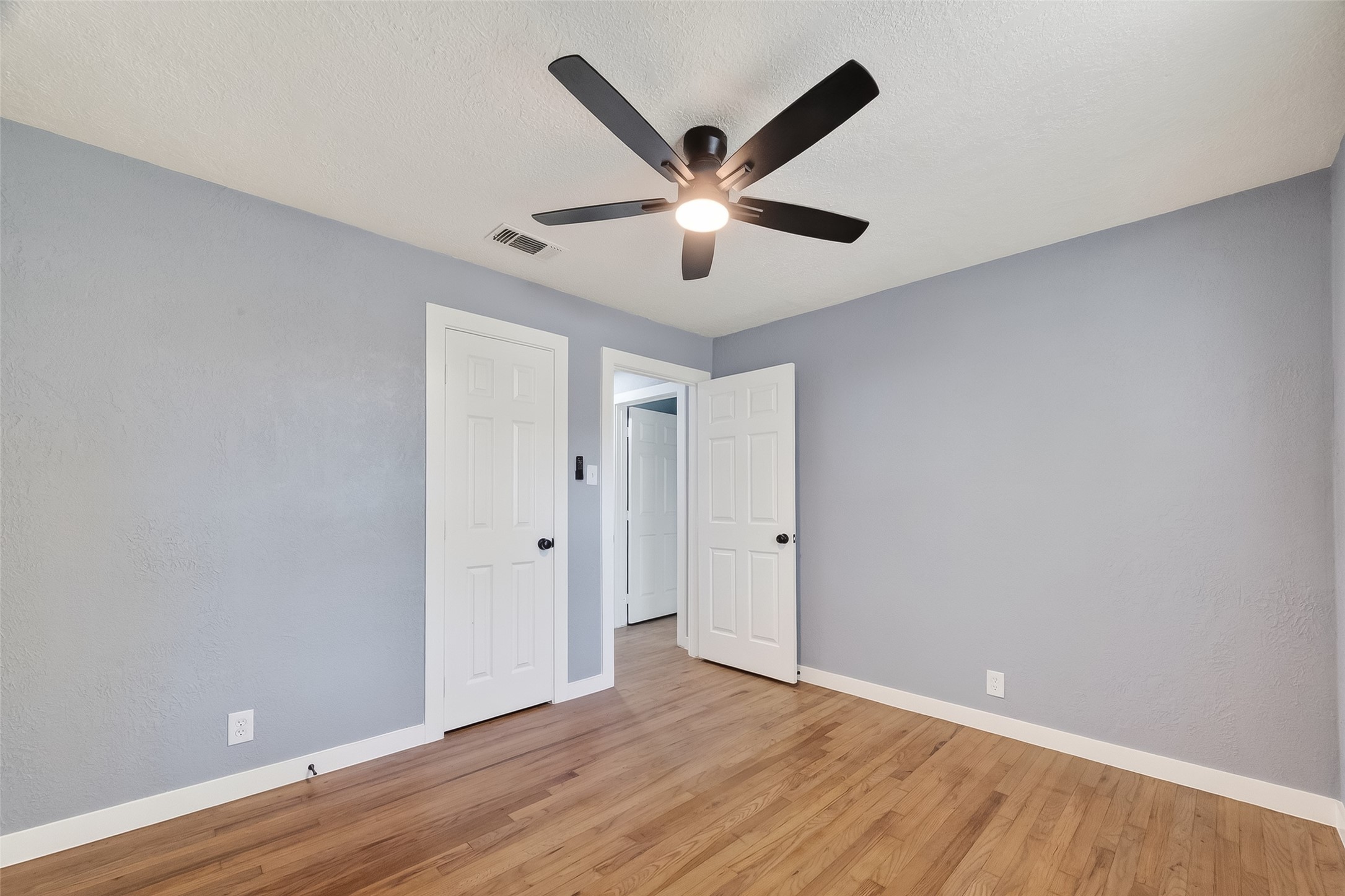 4727 Arvilla Lane Houston, TX 77021 - Photo 34 of 37